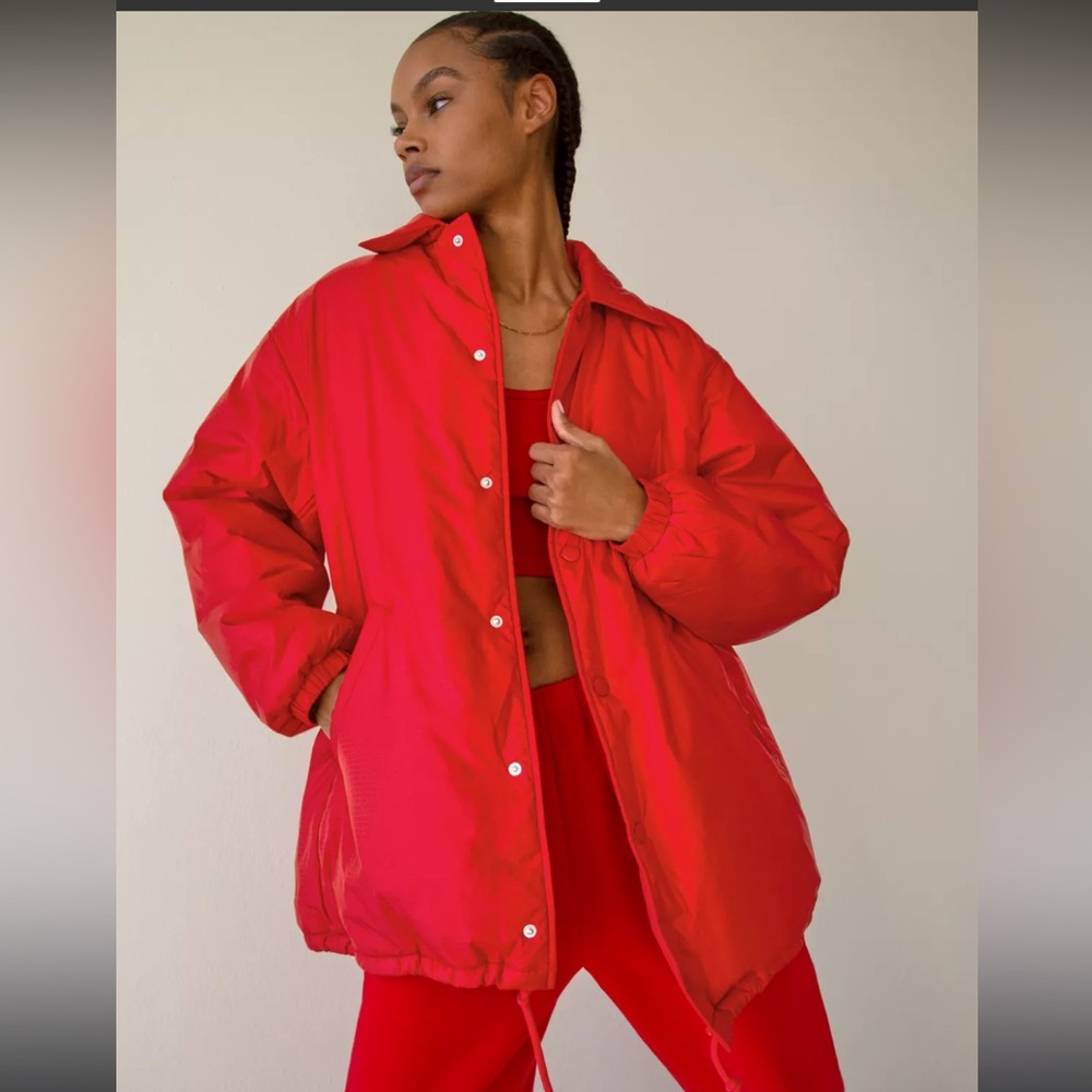 Aritzia TNA Coaches Jacket
